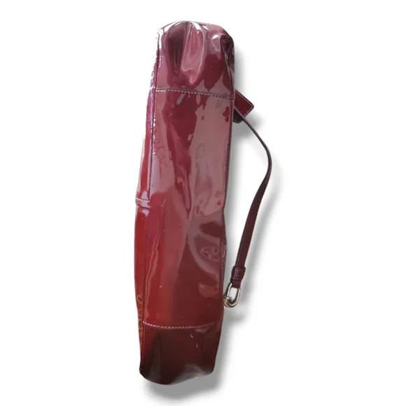 Coach F17861 Chelsea Wine Red Patent Leather Ashlyn Hobo Shoulder Bag Handbag - Picture 10 of 17